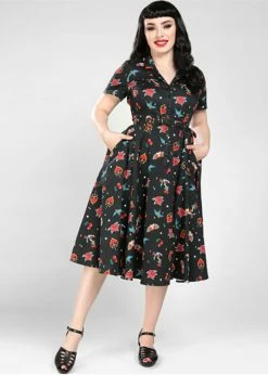 Collectif Caterina Old School 50's Swing Dress Black -succubu shop collectif DS SS220825B caterina old school swing dress blk 0 cc67a907 6894 4149 b744 193e07d55515 1024x1024