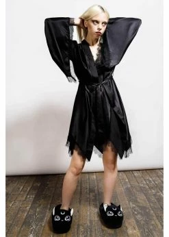 Killstar Devil's Lullaby Robe Black -succubu shop killstar KSRA004204 devils lullaby robe blk 1 1024x1024